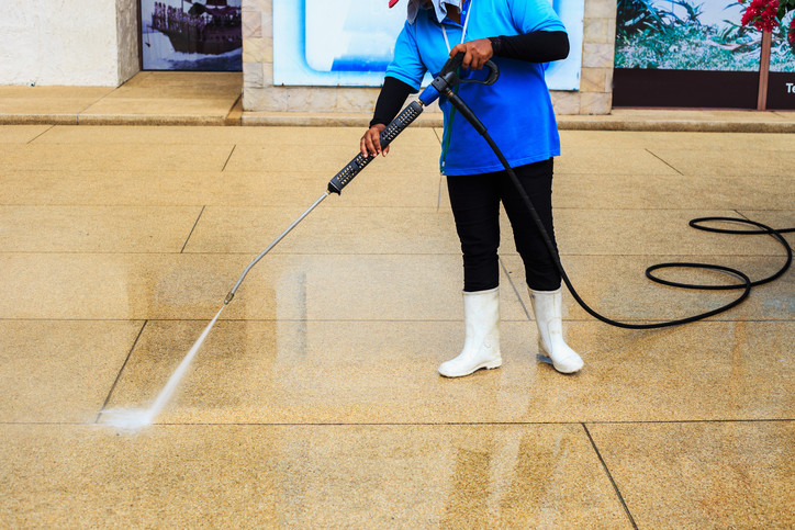 Commercial Pressure Washing