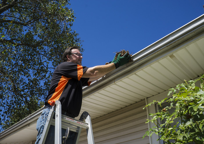 Residential Pressure Washing & Gutter Clean Out