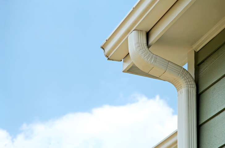 Seamless Guttering & Downspouts